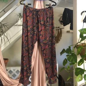 Onzie Jogger Pants